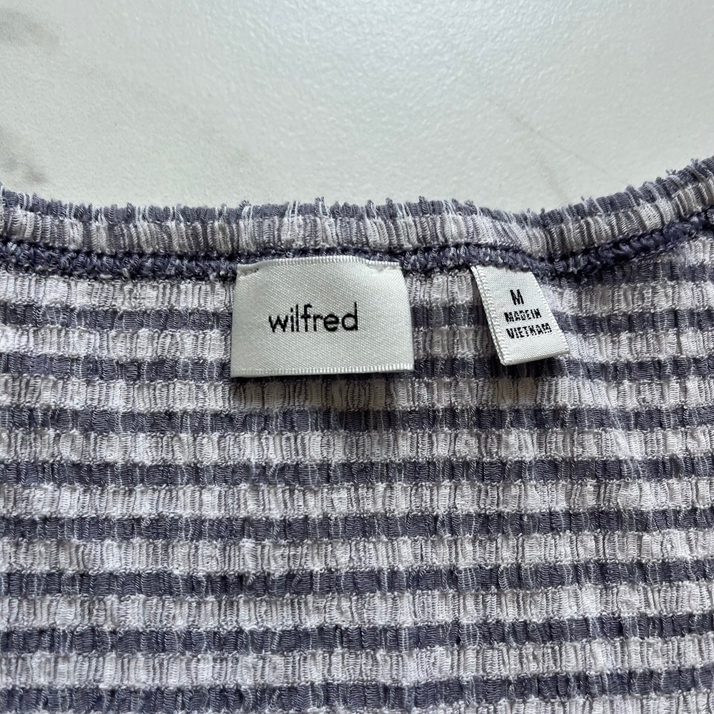 Aritzia Wilfred Yacht T-Shirt size medium purple - Picture 2 of 6